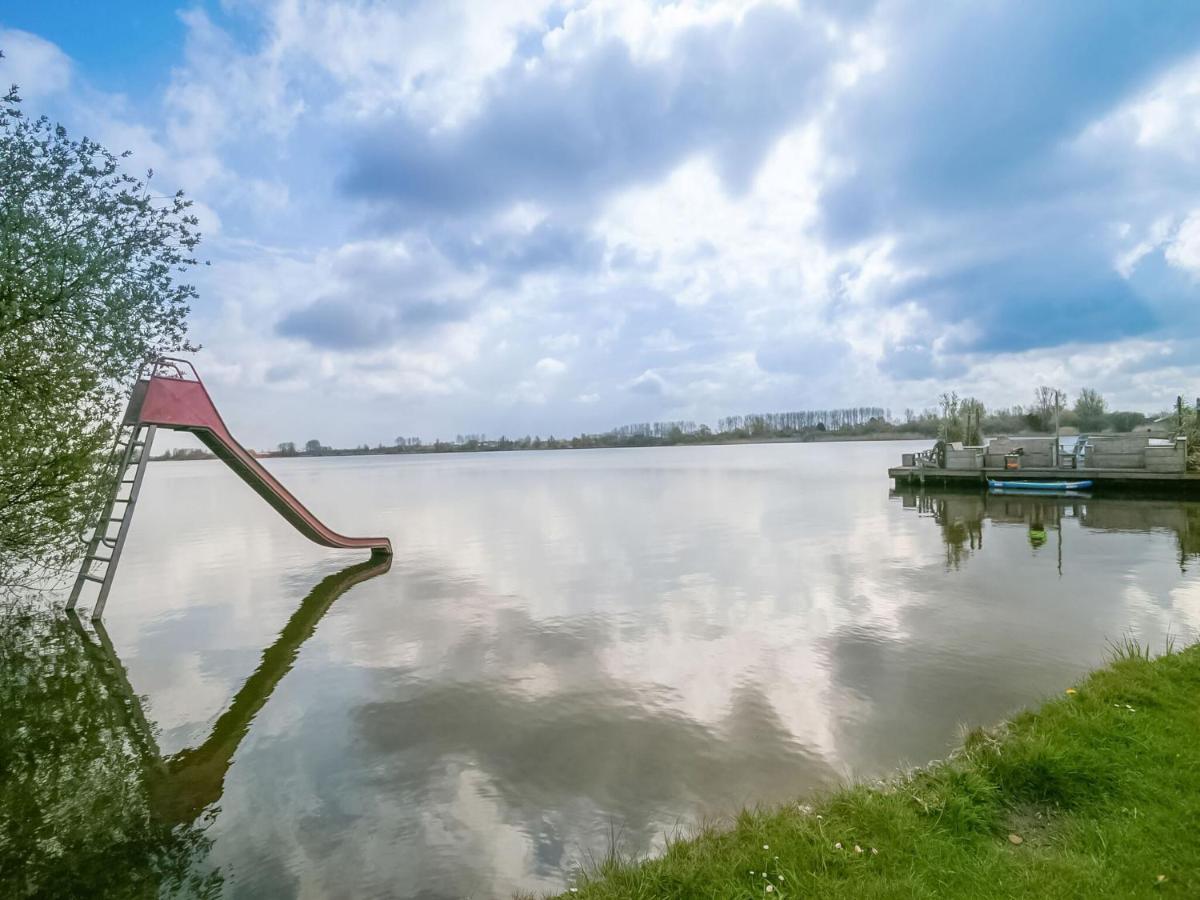 Holiday Home In Noordwijkerhout With Terrace Close To A Lake Ngoại thất bức ảnh